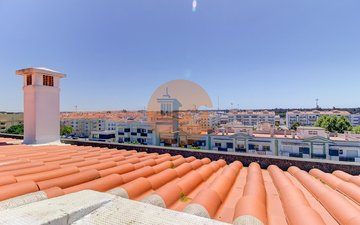 Property slide 28