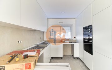 Property slide 6