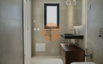 Property slide 46