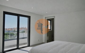 Property slide 35