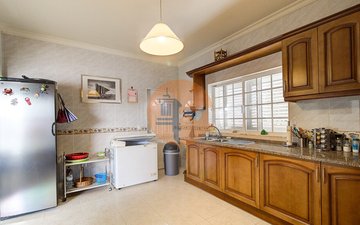 Property slide 25