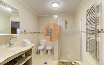 Property slide 44