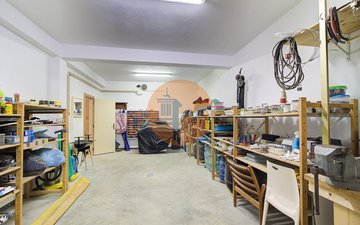 Property slide 50