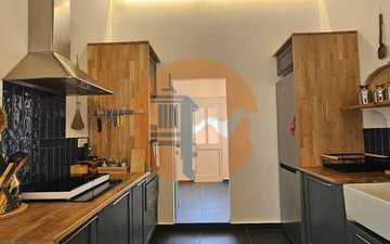 Property slide 14