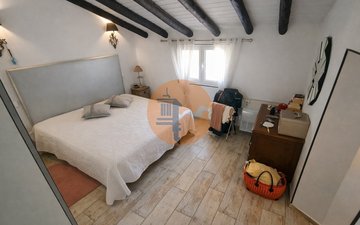 Property slide 35