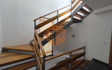 Property slide 21