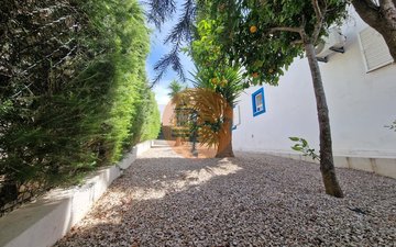Property slide 22