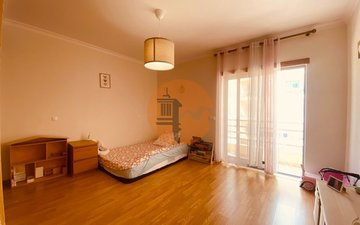 Property slide 16