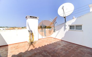 Property slide 22