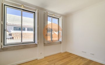 Property slide 21