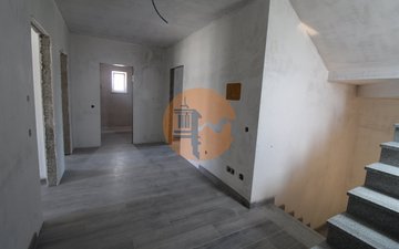 Property slide 22