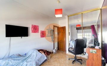 Property slide 18