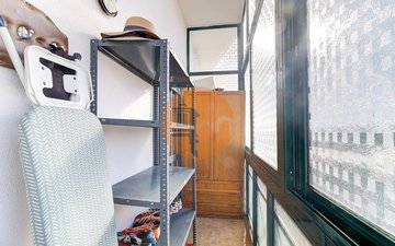 Property slide 25