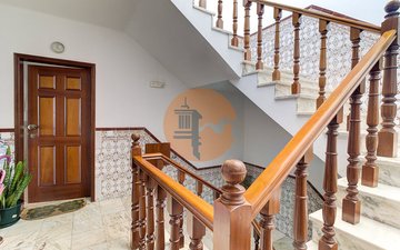 Property slide 33