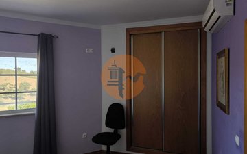 Property slide 40