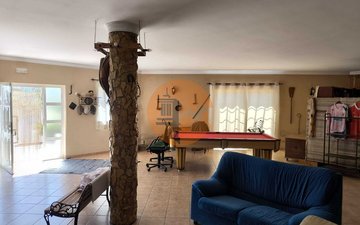 Property slide 46
