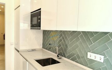 Property slide 10