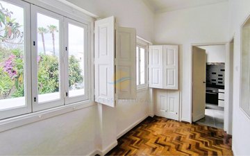 Property slide 14