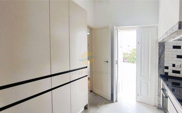 Property slide 17