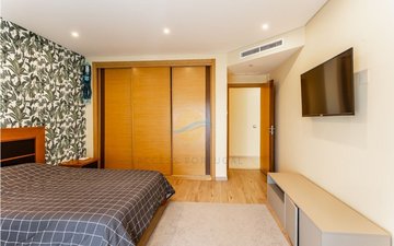 Property slide 24