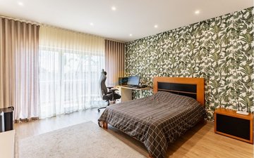 Property slide 25
