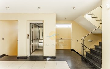 Property slide 22