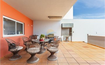 Property slide 20
