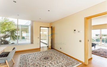 Property slide 46