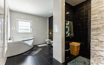 Property slide 48