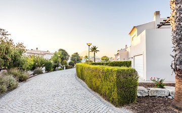 Property slide 34