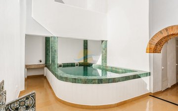 Property slide 47
