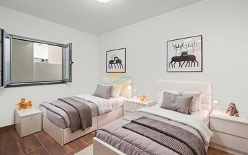 Property slide 31