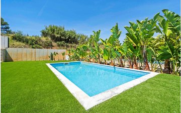 Property slide 11