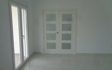 Property slide 44