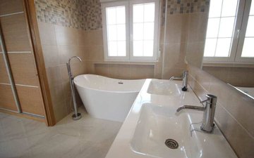 Property slide 14