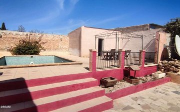 Property slide 35