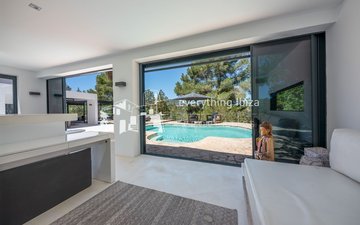 Property slide 10