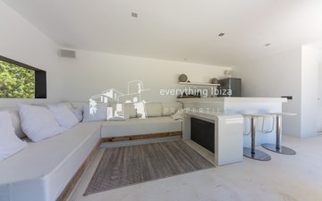 Property slide 14