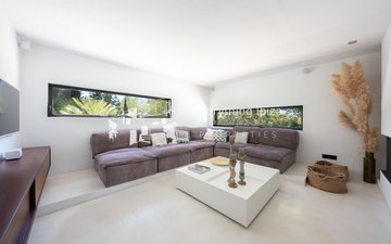 Property slide 29