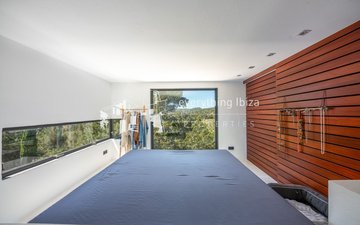 Property slide 33