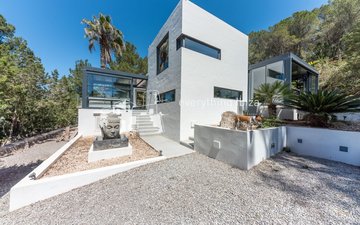 Property slide 40