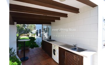 Property slide 10