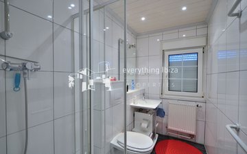Property slide 24