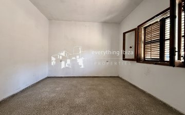 Property slide 14