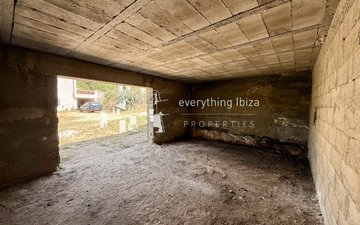 Property slide 21