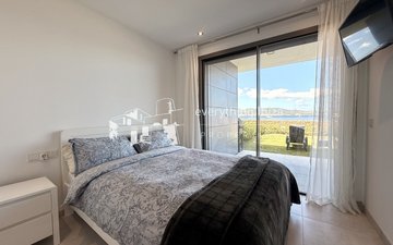 Property slide 20