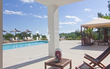 Property slide 14