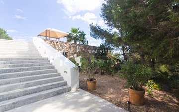 Property slide 16