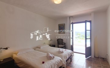 Property slide 36