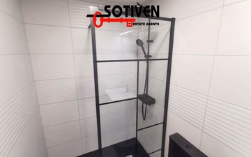 Property slide 22